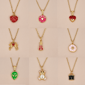 Estilo de moda 18K chapado en oro esmalte oso cerradura collar regalo acero inoxidable esmalte rojo corazón colgante collares para mujeres - Product Image 1