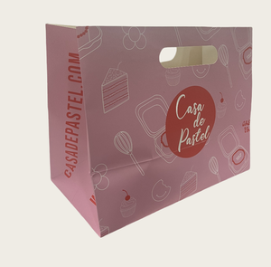 ถุงกระดาษสีขาวรูปทรงสี่เหลี่ยมผืนผ้า คุณภาพสูง เป็นมิตรกับสิ่งแวดล้อม พิมพ์โลโก้ได้ตามต้องการ สำหรับบรรจุภัณฑ์<span class=keywords><strong>เค้ก</strong></span><span class=keywords><strong>วัน</strong></span><span class=keywords><strong>เกิด</strong></span> งานฝีมือ และสินค้าช้อปปิ้ง - Product Image 5