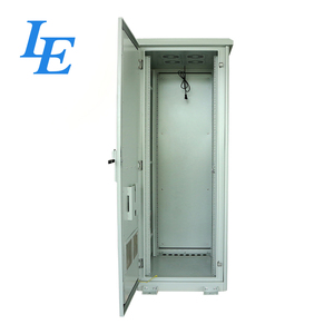 Armoire réseau extérieure IP65 de 19 pouces - Acier SPCC en stock - Product Image 1