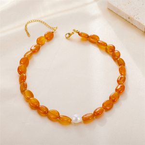 <span class=keywords><strong>Collana</strong></span> regalo all'ingrosso <span class=keywords><strong>collana</strong></span> di perle di pietra naturale lucidata <span class=keywords><strong>collana</strong></span> di personalità miele baltico tono <span class=keywords><strong>ambra</strong></span> per le donne - Product Image 3