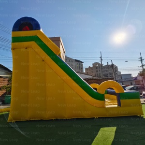 Château gonflable commercial Yuedong avec toboggan aquatique double piste et zone de saut - Product Image 4
