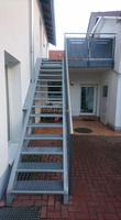 Escalier intérieur durable personnalisé en acier pour extérieur facile à installer Escalier de secours galvanisé peint