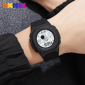 Skmei Kids Digital Watch Black Gold Astronaut Design Luminous Date Week Display Silicone Strap Electronic Movement - Product Image 3