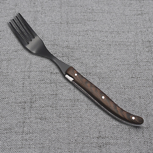 Ensemble de couverts en métal de haute qualité nouveau couteau et <span class=keywords><strong>fourchette</strong></span> à steak de lancement avec manche en bois naturel lame noire pour les cadeaux d'affaires - Product Image 5
