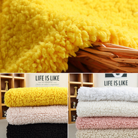 Shaoxing Textile directement usine Polyester Sherpa polaire faux mouton agneau fausse fourrure tissu, polyester fourrure artificielle tissu