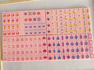Jeu de Mahjong américain en acrylique à motifs floraux, 160 tuiles de Mahjong, jeu complet - Product Image 1