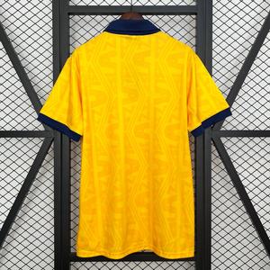 Camiseta de fútbol retro barata China al por mayor camiseta de fútbol de estilo antiguo transpirable 100% poliéster Anti-UV aceptar diseño libre personalizado - Product Image 2