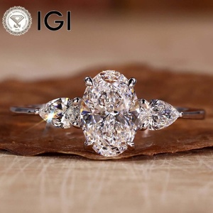 Anello con Diamante Ovale Certificato IGI da 1CT-5CT VVS1 VS2, Anello in Argento e Oro 18K Massiccio per Fidanzamento e Matrimonio, per Donne e Uomini - Product Image 1