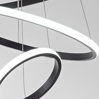Lampe à suspension décorative moderne dorée à trois cercles Suspension en acrylique de luxe pour le salon Lampe à suspension LED pour la maison