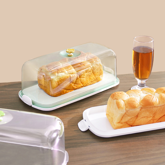 Reusable Plastic Cake Container