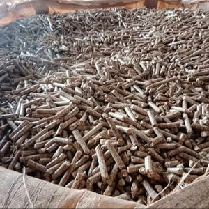 Granulés de bois de haute qualité à bas prix, avec un prix compétitif, en vente depuis l'UE, prêts pour la livraison mondiale, fabriqués au Vietnam. - Product Image 3