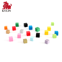 Cube en bois coloré de haute qualité non fini de 15 mm, 50 pièces pour la gravure et la décoration DIY