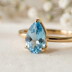 Anillo de topacio azul cielo natural con corte de pera, chapado en oro, chapado en plata, hermoso anillo de eternidad vermeil, anillo de plata de ley 925 - Product Image 1