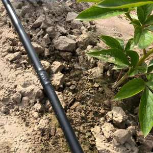 Fournitures de jardinage Système d'irrigation goutte à goutte pour 1 <span class=keywords><strong>hectare</strong></span> Noir Bande d'irrigation goutte à goutte à émetteur plat de 16 mm Bande d'irrigation goutte à goutte à émetteur plat de 16 mm pour l'eau - Product Image 5