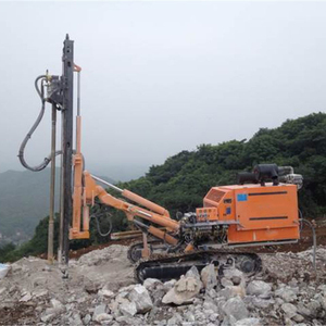 Foreuse hydraulique intégrée sur chenilles pour trous de dynamitage de surface DTH de Chine - Product Image 2