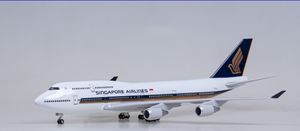โมเดลเครื่องบินเรซิ่นขนาด 47 ซม. อัตราส่วน 1/160 โบอิ้ง 747 สายการบินสิงคโปร์ รุ่น <span class=keywords><strong>B747</strong></span> รับทำโลโก้ตามสั่ง (OEM) - Product Image 3