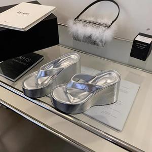 Minimalist <b>Open</b>-Toed Beach Sandals Thick Bottom for Summer Solid Color Slip-On Height Increasing <b>Toe</b> Flip Flops Outerwear - Product Image 5