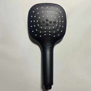 Pommeau de douche noir carré au design minimaliste en ABS à fixation murale - Product Image 1
