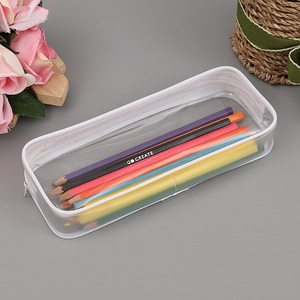 Trousse à crayons transparente en PVC en gros, trousse à crayons bon marché pour étudiants, sac à fermeture éclair de papeterie transfrontalier, logo imprimé - Product Image 4