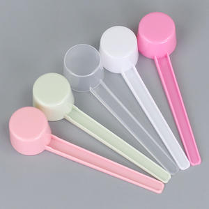 Cuchara de fondo plano de plástico PP con mango corto de grado alimenticio al por mayor 5g proteína en polvo 10ml cuchara medidora líquida - Product Image 4