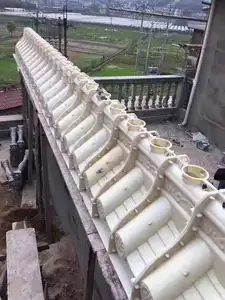 2022 béton ciment coulé dans des moules de site pour main courante balustre garde-corps moules en plastique pilier balustre colonne moules moule
