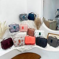 Tas Perlengkapan Mandi Logo Kustom Multi Kompartemen Kantong Poliester Tas Perlengkapan Mandi untuk Perjalanan Portabel untuk Penyimpanan Sikat Gigi