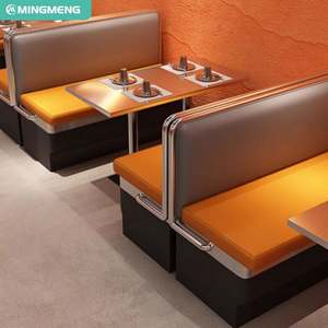 Table en métal de stand de restaurant industriel et ensemble de chaises pliantes transparentes pour la restauration rapide dans les hôtels et les cafés. - Product Image 4