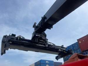 รถยก Kalmar DRD/DRT/DRU 45 ตัน แบบ Telescopic Boom CVS Reach Stacker เครื่องยนต์ดีเซล ระบบไฮดรอลิก ขายปลีก รับประกัน 6 เดือน จากญี่ปุ่น - Product Image 6