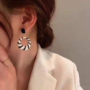 Fashion Leopard Print <b>Gold</b> Plated Zinc Alloy Women's Drop <b>Earrings</b> <b>Black</b> White Striped Accessories Big Circle Hoops Geometric - Product Image 4