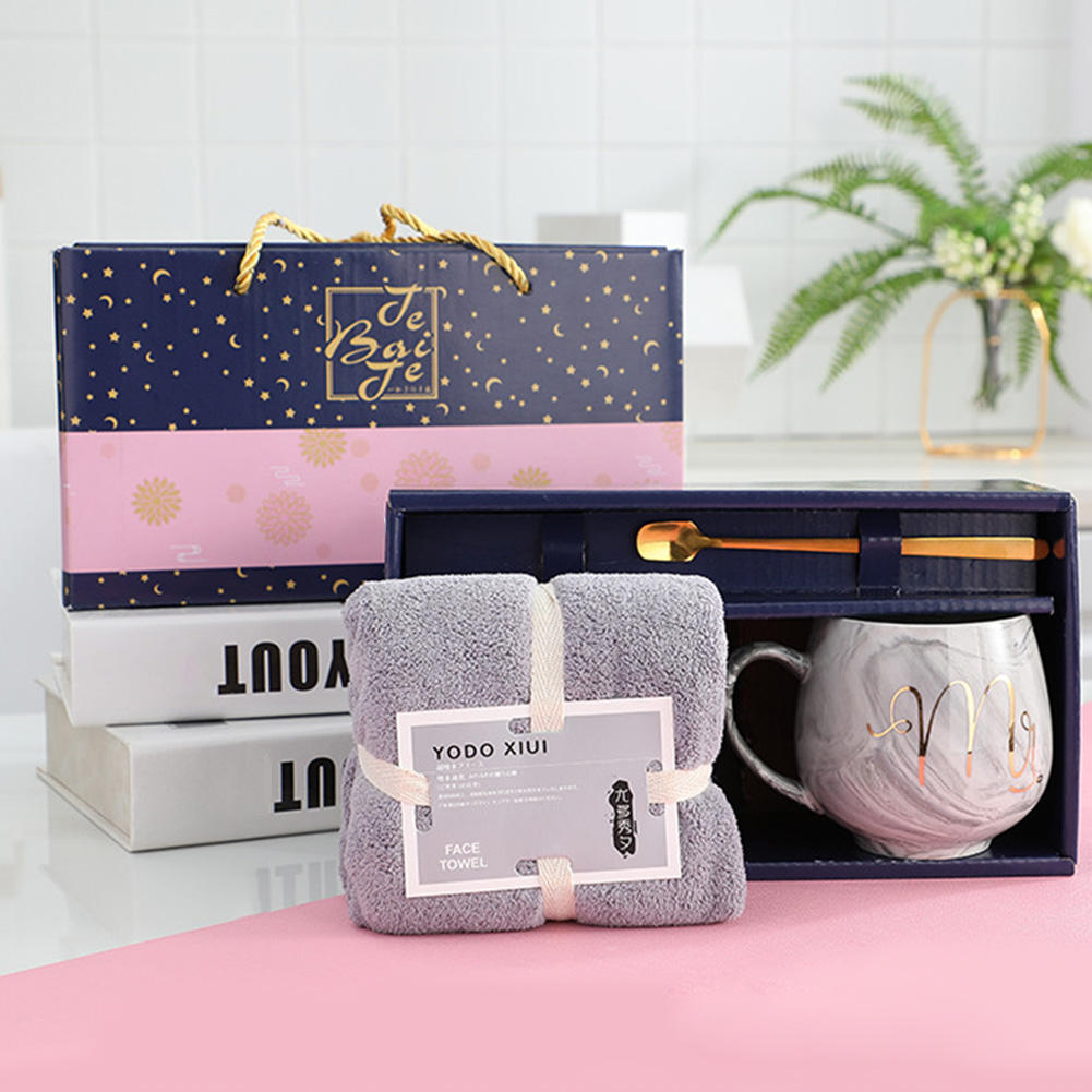 Gray Set 1: Cup + spoon + towel