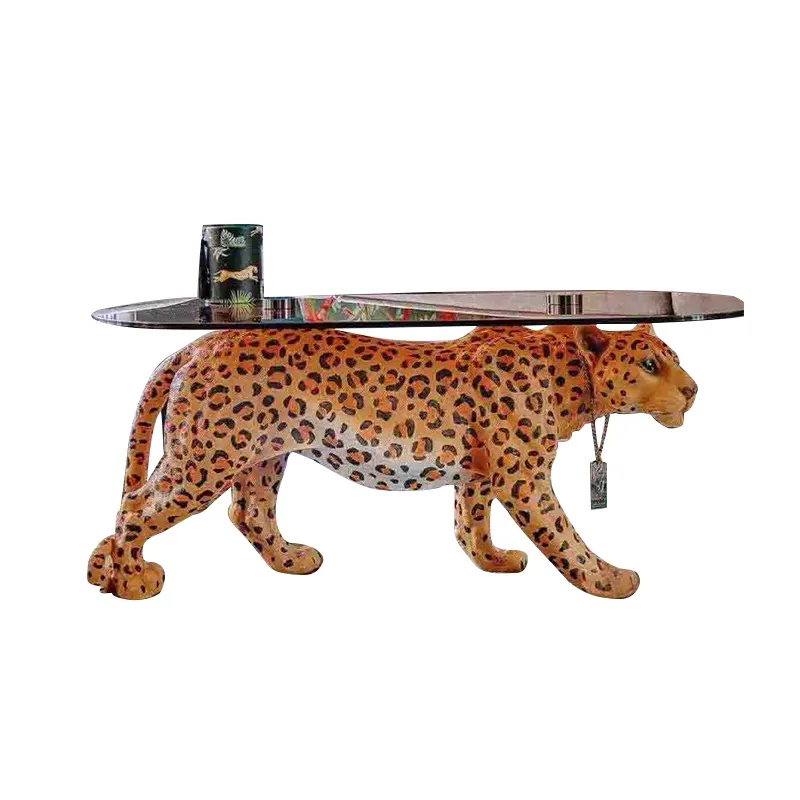 Maison moderne, offre spéciale, salon, table basse animale, chambre au design créatif décorée avec une table basse Panther en PRF