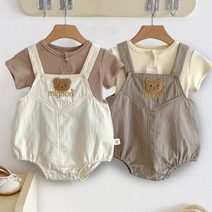 Venta al por mayor bebé verano luz, transpirable, de manga corta, Linda y fresca pequeña flor bordada Hali vestido de una pieza - Product Image 2