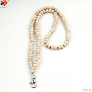 DANDIYA Collar Llavero Vintage de Madera Crema con Cuentas y Cordón Desmontable, Letras Griegas para Hermandades y Fraternidades, Regalo para Fiestas, Zinc - Product Image 3