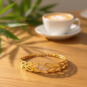 Bracciale in acciaio inossidabile a forma di foglia, design cavo placcato oro, per gioielli da donna alla moda - Product Image 2