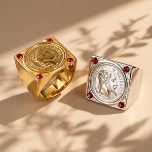 Bague Chevalière Portrait Napoléon pour Hommes et Femmes en <span class=keywords><strong>Acier</strong></span> Inoxydable 316L Plaqué Or 18K, Bijoux Rétro Français pour la Vente en Gros - Product Image 2