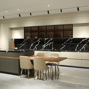 Mueble de Cocina PET Blanco con Acabado <span class=keywords><strong>George</strong></span> <span class=keywords><strong>Skin</strong></span> Feel, Mesa de Comedor Extensible de Madera Maciza y Cubierta de Mármol Negro - Product Image 3