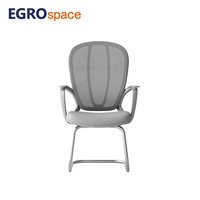 Chaise de bureau EGROspace au design moderne, dossier mi-haut, base traîneau, pour conférence, visiteur, réception et personnel