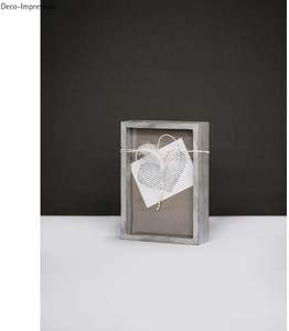 Cadre photo 3D personnalisé en acrylique avec boîte à ombre profonde pour objets commémoratifs et artisanat, avec logo gravé au laser, promotionnel - Product Image 4