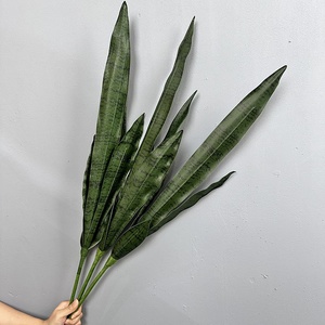 <span class=keywords><strong>Sansevieria</strong></span> Artificial de Plástico con 5 <span class=keywords><strong>Hojas</strong></span> con Bordes Amarillos, <span class=keywords><strong>Hojas</strong></span> Pegadas, Bonsái Grande para Bodas y Uso en Exteriores - Product Image 6