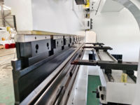 Presse plieuse hydraulique entièrement automatique SANXIN 4000MM pour tôles d'acier, équipement de pliage CNC haute précision 4+1/6+1 axes