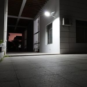 Lampadaire solaire LED étanche IP65 en gros routes d'éclairage du crépuscule à l'aube haute visibilité 6000K 50W-300W énergie solaire - Product Image 5