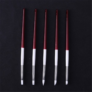Lot de 5 stylos à ongles en silicone blanc et rouge, outils de sculpture 3D creux pour la conception d'ongles en gel - Product Image 3