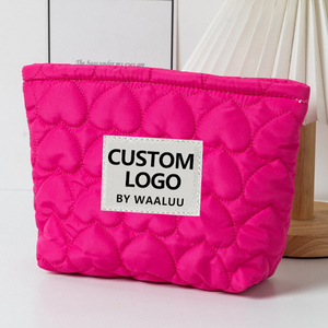 Bolsa de viaje de gran capacidad, bolsa de cosméticos Puffer, regalo del Día de San Valentín para mujer, corazón acolchado, lindo bordado Puffer, maquillaje de belleza - Product Image 1