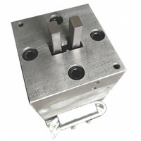 Sur la ligne deux côté gaufrage WPC faisceau moule/haut coextrusion WPC moule