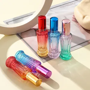 15ml renkli kare cam parfüm şişesi degrade boş sprey parfüm şişeleri Mini boş doldurulabilir parfüm Atomizer şişeleri