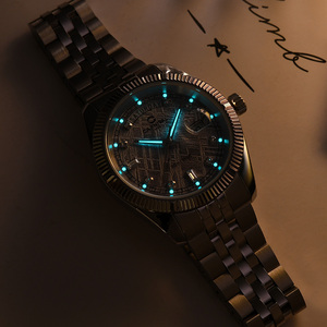 メンズ高級クォーツ腕時計、ステンレス製、ビジネス向け、防水、夜光＆日付表示付き - Product Image 5