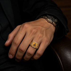 Bague maçonnique JLM de luxe en acier inoxydable plaqué or avec pierres CZ, bague signet vintage pour homme, symbole Illuminati - Product Image 5