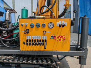 Impianto di Perforazione su Cingoli <span class=keywords><strong>Deep</strong></span> <span class=keywords><strong>Rock</strong></span>, Perforatrice Idraulica per Pozzi d'Acqua da 230 Metri, Impianto di Perforazione Portatile - Product Image 6