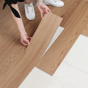 Carreaux adhésifs <span class=keywords><strong>de</strong></span> sol imperméables et auto-adhésifs LVT résistants pour <span class=keywords><strong>salle</strong></span> <span class=keywords><strong>de</strong></span> <span class=keywords><strong>bain</strong></span> pour décoration <span class=keywords><strong>de</strong></span> sol à la maison - Product Image 1