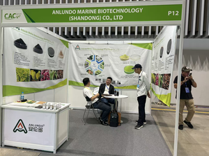 من الشركة المصنعة سماد قابل للذوبان في الماء سماد بيولوجي سائل خلاصة أعشاب بحرية كلاء الأسمدة العضوية كاليفورنيا - Product Image 4